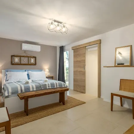 Pet Friendly In With Sauna Feriehus Ravni