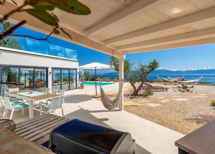 Luxurious In With Sauna *