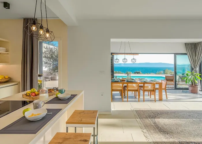 Luxurious In With Sauna *