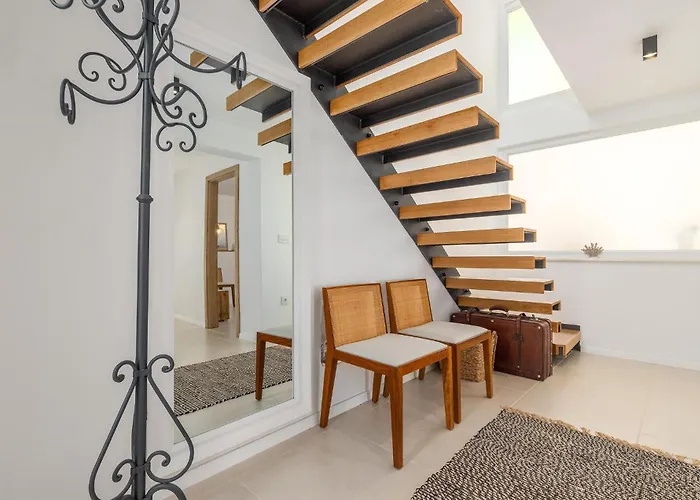 Дом отдыха Luxurious In With Sauna