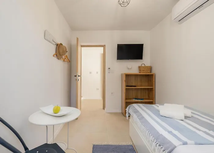 Дом отдыха Luxurious In With Sauna