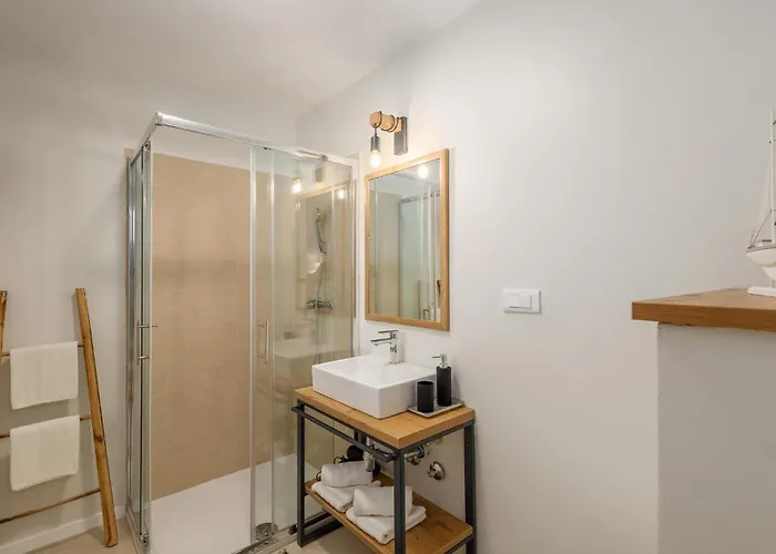 Дом отдыха Luxurious In With Sauna *