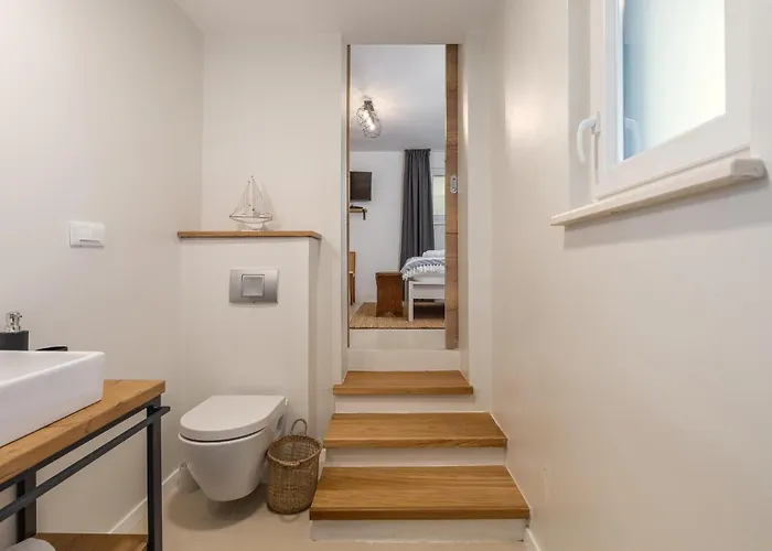 Luxurious In With Sauna *