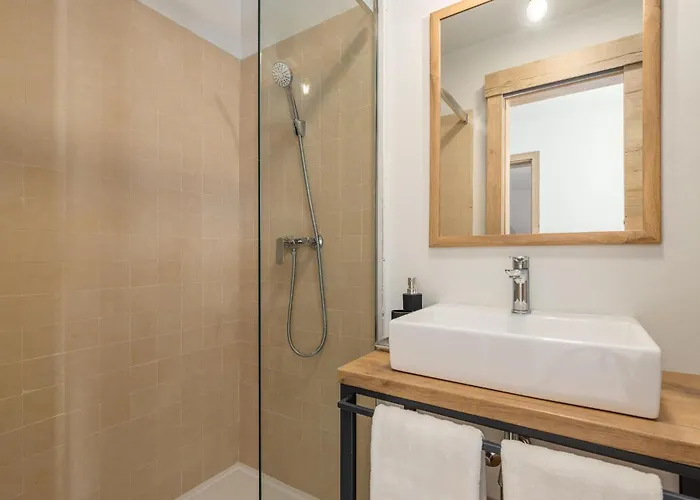 Luxurious In With Sauna *