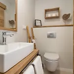 Luxurious In With Sauna * Ravni