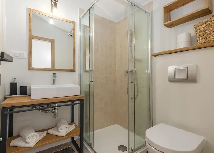 Luxurious In With Sauna Nyaraló